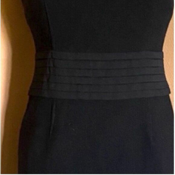 Les Copains Wool Crepe Lined Sheath Shift Dress L or 12 - Picture 9 of 10